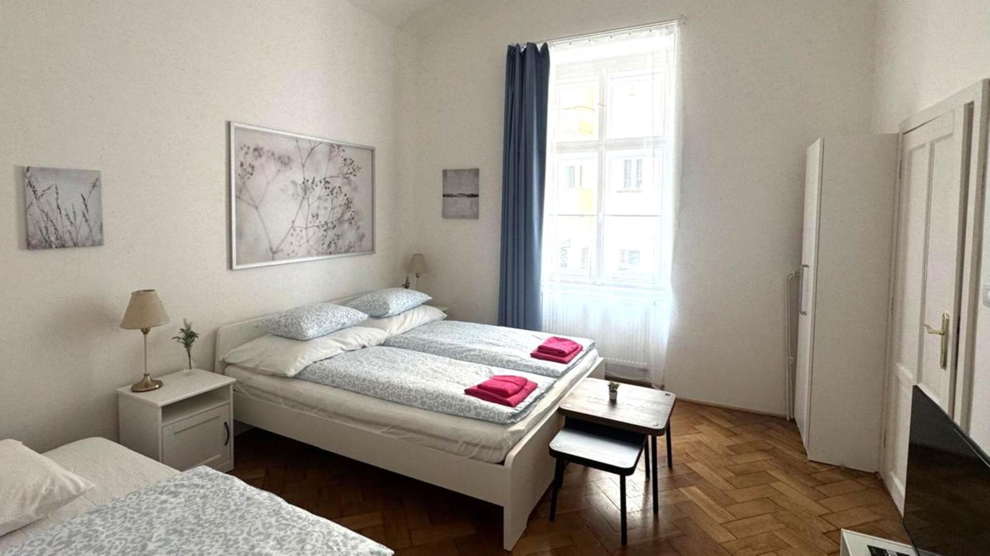 Side Street Apartments Praga Quarto foto